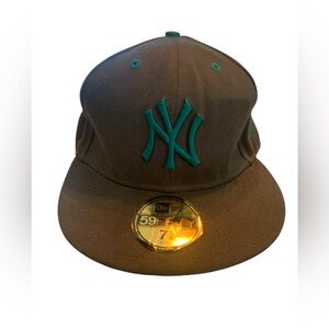 New Era 59FIFTY New York Yankees fitted hat (size 7⅝).